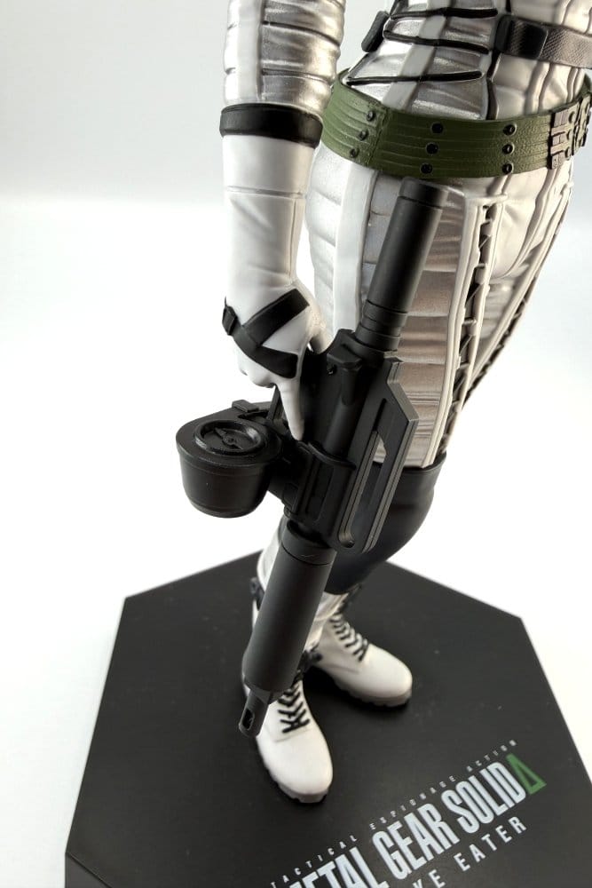 Metal Gear Solid: Snake Eater PVC Figure The Boss 20 cm