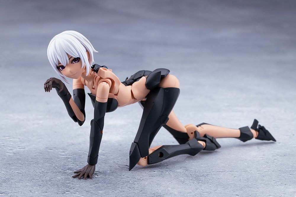 Megalomaria Unlimited Universe Plastic Model Kit Emulator #2 16 cm