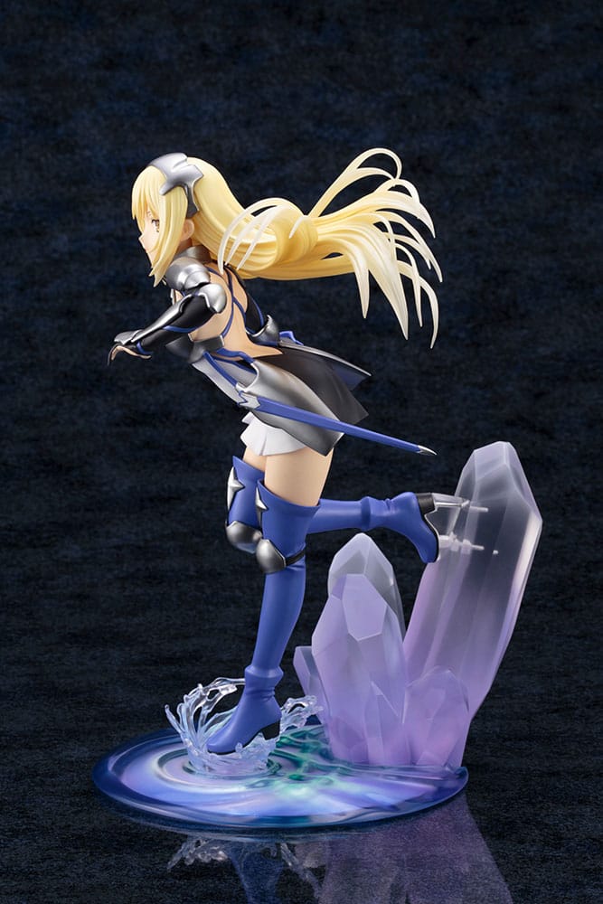 Sword Oratoria: Is it Wrong to Try to Pick Up Girls in a Dungeon? On the Side PVC Statue 1/7 Ais Wallenstein 24 cm