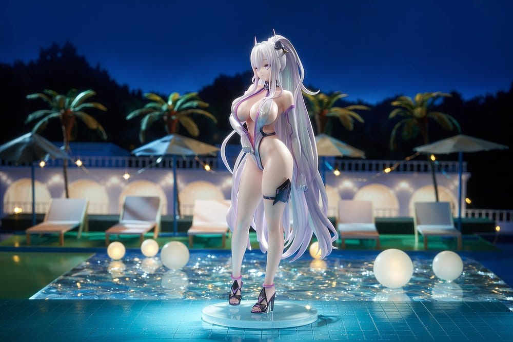 Azur Lane PVC Figure 1/6 Kearsarge Nightpool 28 cm