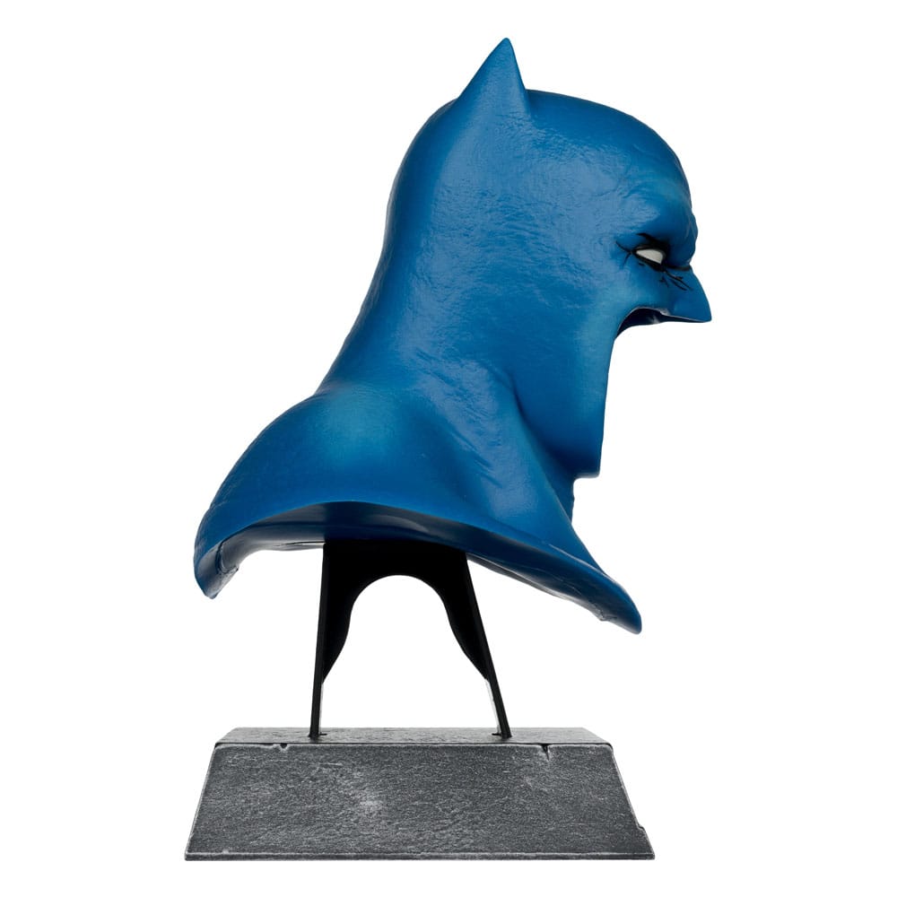 The Dark Knight Returns DC Direct Mini Replica 1/3 Batman Cowl 19 cm