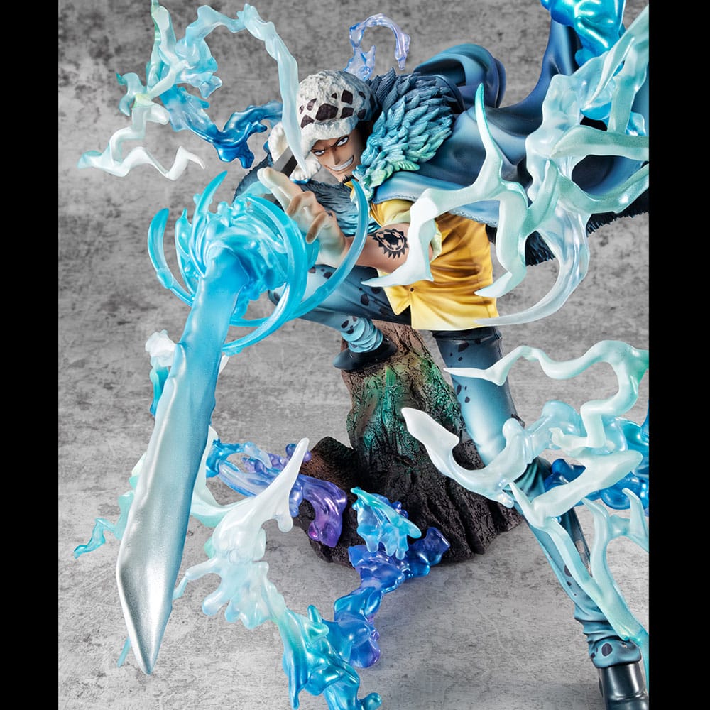 One Piece Portrait Of Pirates WA-MAXIMUM PVC Statue Trafalgar Law The Surgeon of Death Awaken Ver. 27 cm