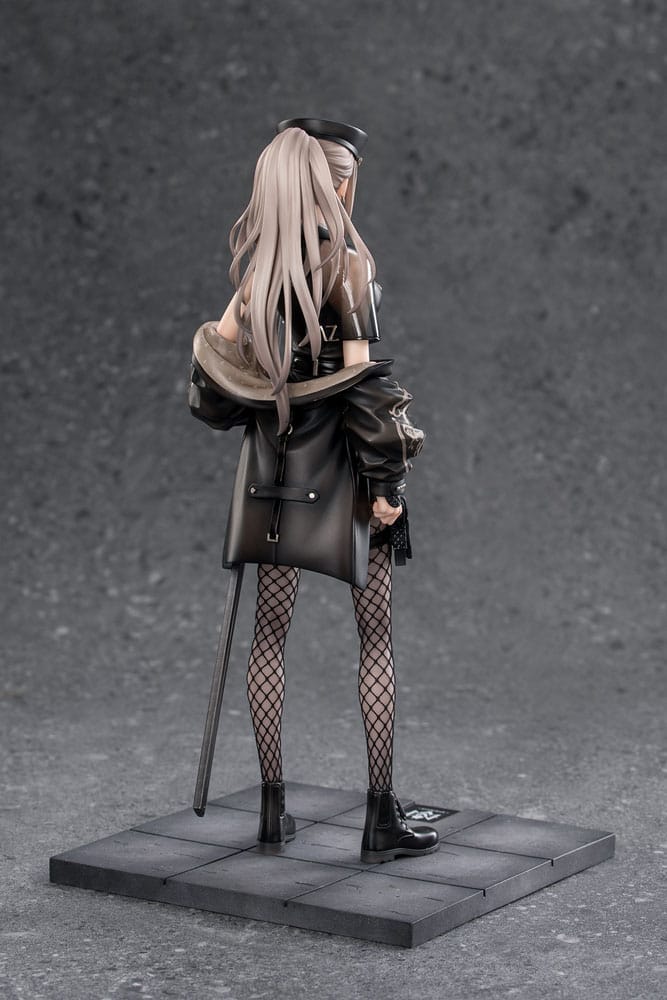 A-Z: PVC Statue 1/7 [B] Full Dress 25 cm