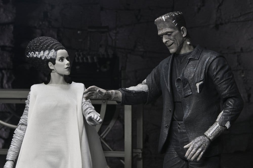 Universal Monsters 2-Pack Action Figure Bride of Frankenstein 90th Anniversary The Monster & His Mate (B&W) 18 cm