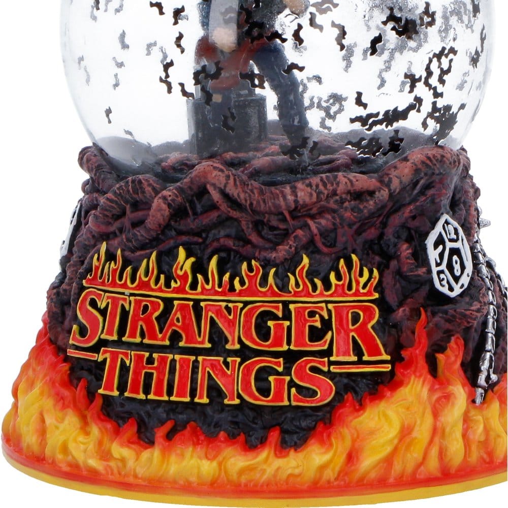 Stranger Things Snow Globe Eddie's Sacrifice 14 cm
