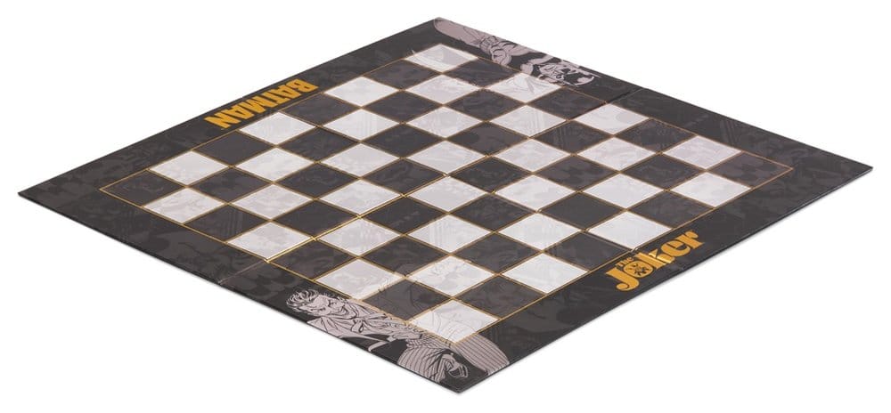 DC Comics Chess Set Batman vs. The Joker 47 cm
