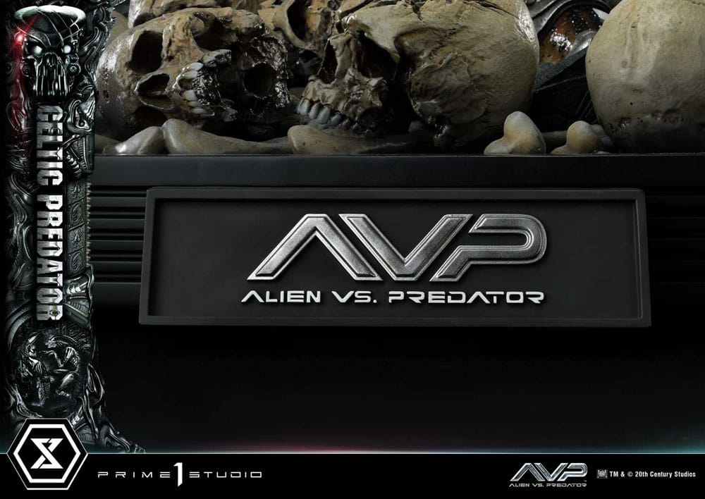 The Alien Vs. Predator Museum Masterline Series Statue 1/3 Celtic Predator Bonus Ver. 95 cm