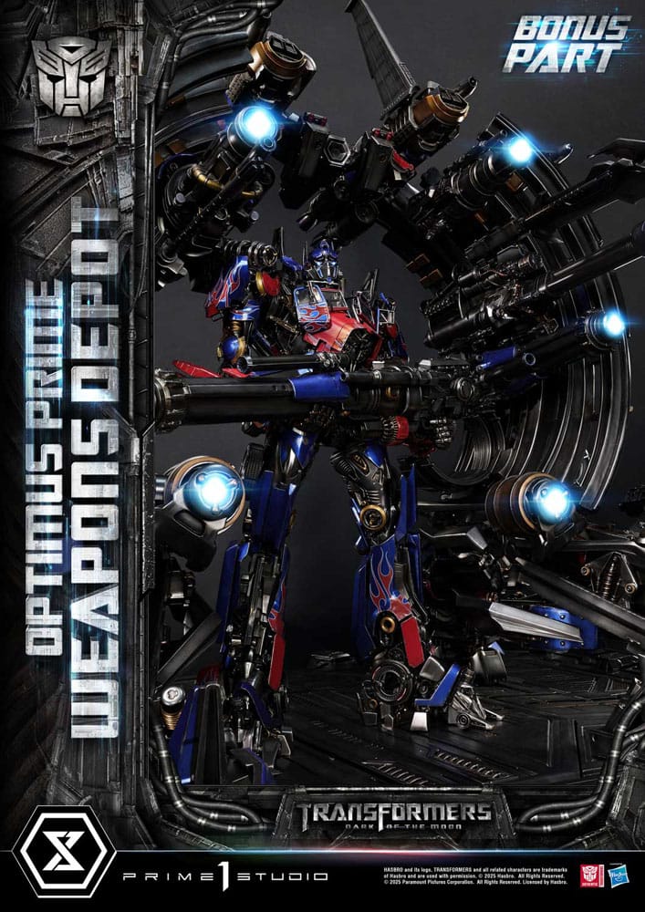 Transformers: Dark of the Moon (Movie) Museum Masterline Statue Optimus Prime Weapons Depot Bonus Version 127 cm