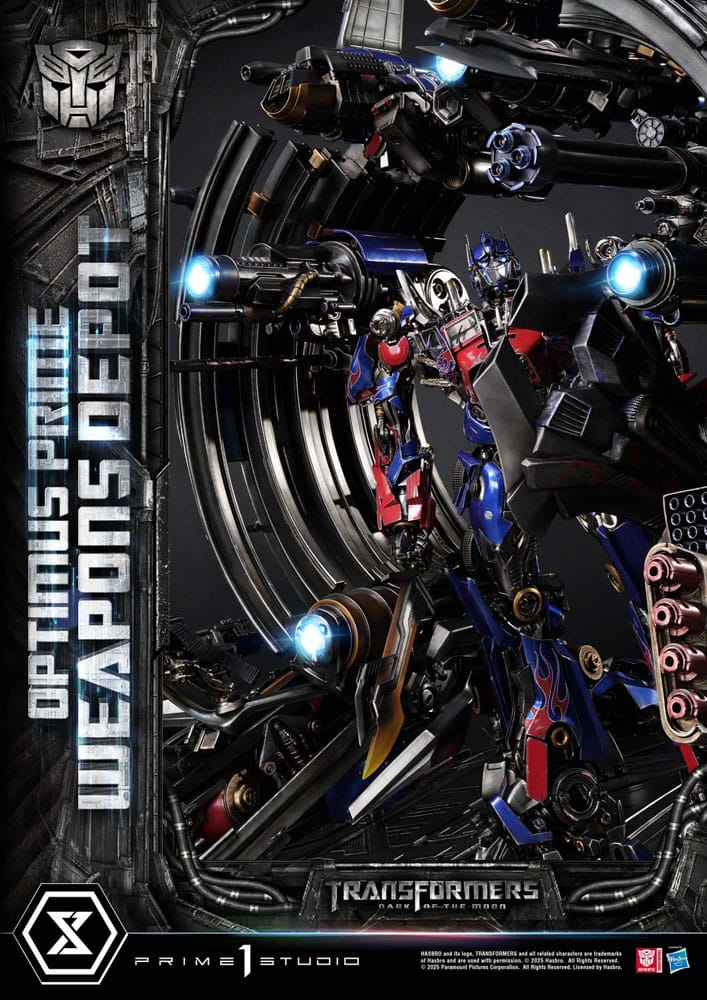 Transformers: Dark of the Moon (Movie) Museum Masterline Statue Optimus Prime Weapons Depot Bonus Version 127 cm