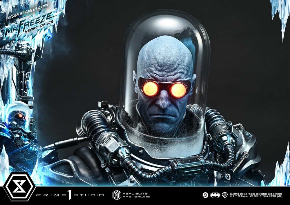 DC Comics Real Elite Masterline Series Statue 1/3 Batman (Comics) Mr. Freeze Heart of Ice (Design by Carlos D'Anda) 82 cm