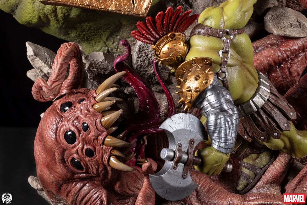 Marvel Fine Art Bust Planet Hulk 69 cm