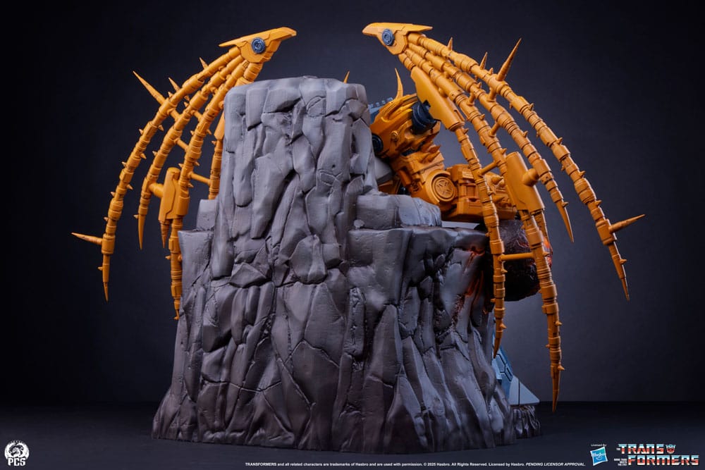 Transformers Museum Scale Statue Unicron 61 cm