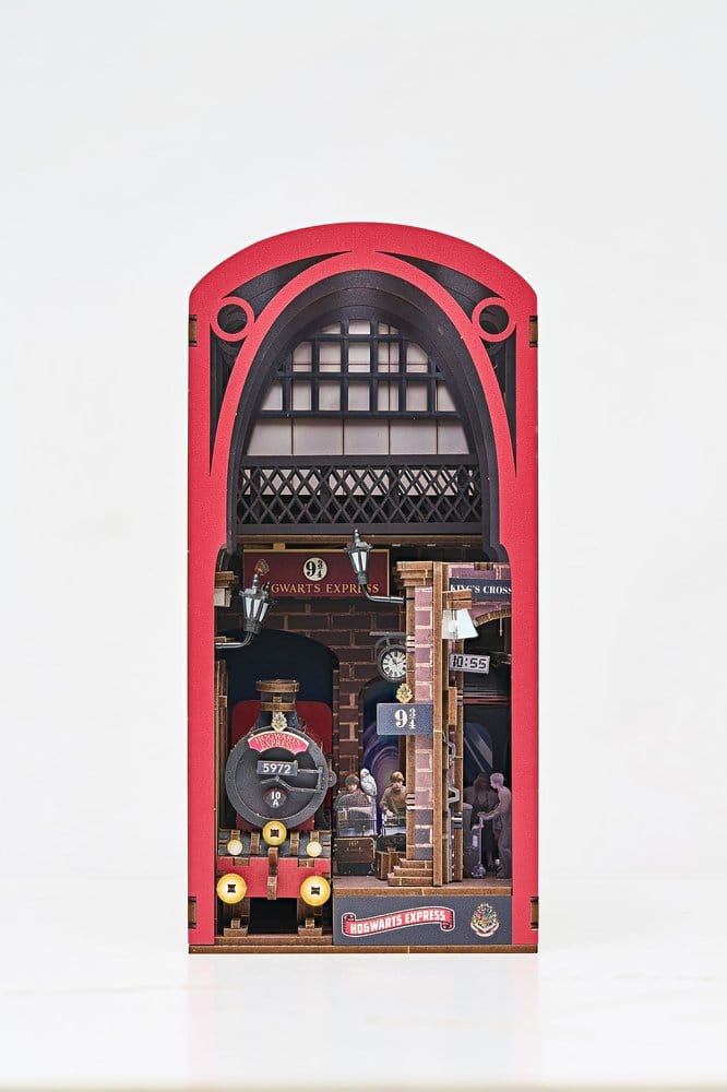 Harry Potter Tiny Adventures Book Nook Mini Diorama Hogwarts Express 18 cm