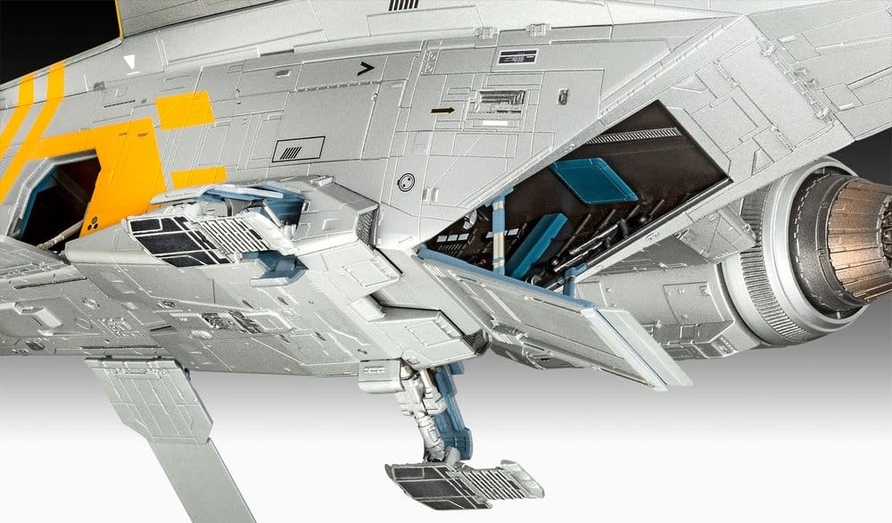 Star Wars The Mandalorian and Grogu Revell Model Kit 1/72 Razor Crest 34 cm