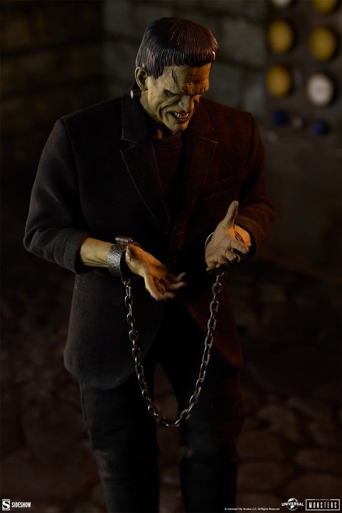 Universal Monsters Action Figure 1/6 Frankenstein (Deluxe Plus Edition) 33 cm