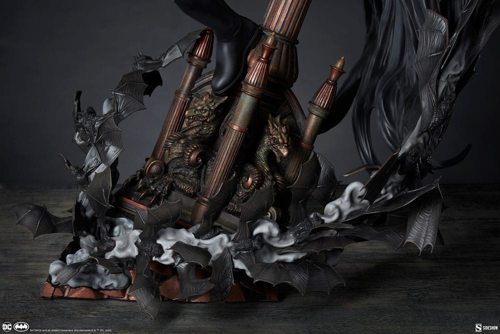 DC Comics Premium Format Statue Batman (Black Variant) Sideshow Exclusive 68 cm