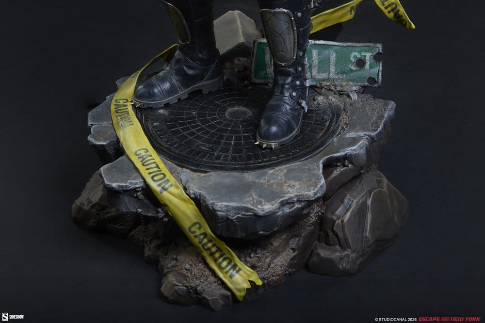 Escape from New York Premium Format Figure Snake Plissken 57 cm