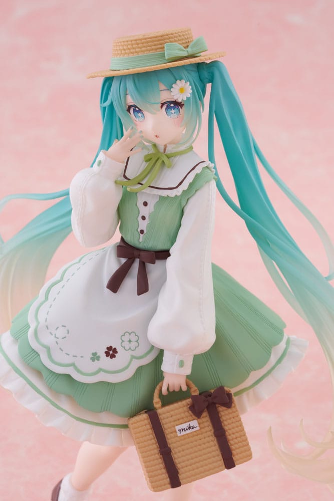 Hatsune Miku PVC Statue Figure Hatsune Miku Fashion Country Ver. 18 cm