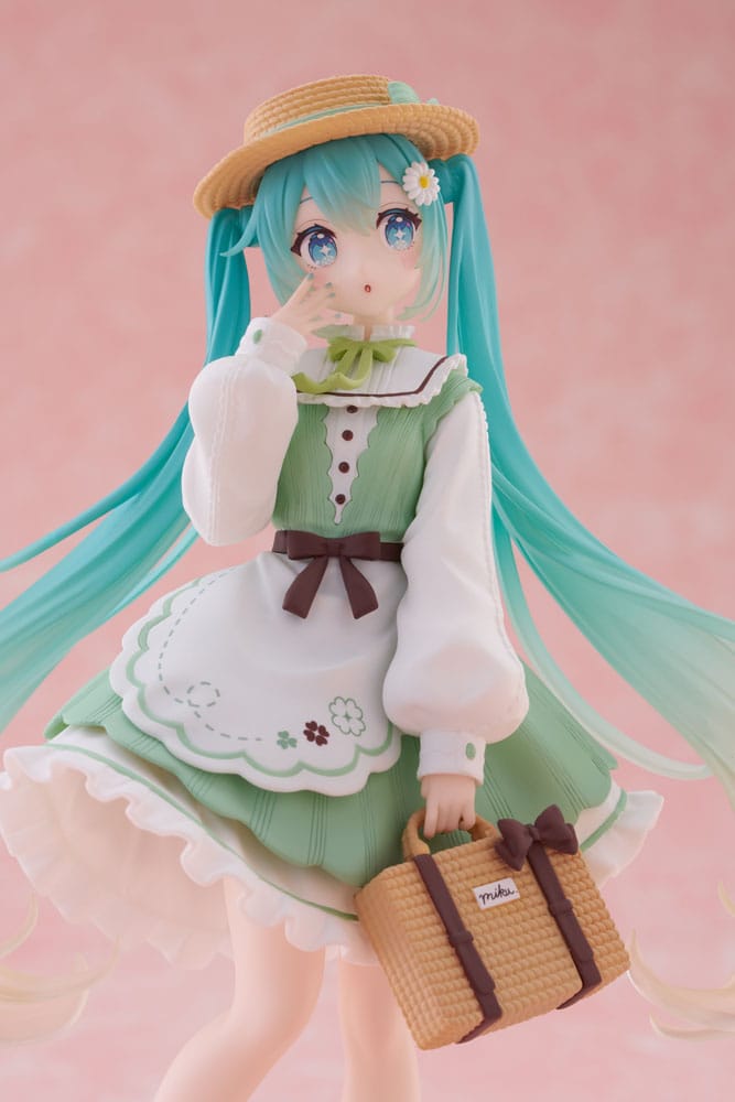 Hatsune Miku PVC Statue Figure Hatsune Miku Fashion Country Ver. 18 cm