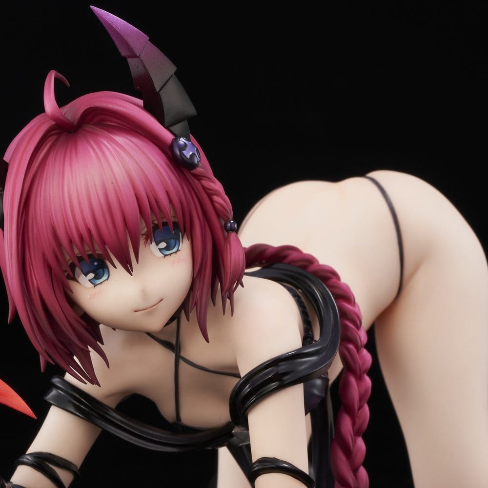 To Love-Ru Darkness PVC Figure 1/6 Mea Kurosaki Darkness Ver. (Renewal Package Edition) 11 cm
