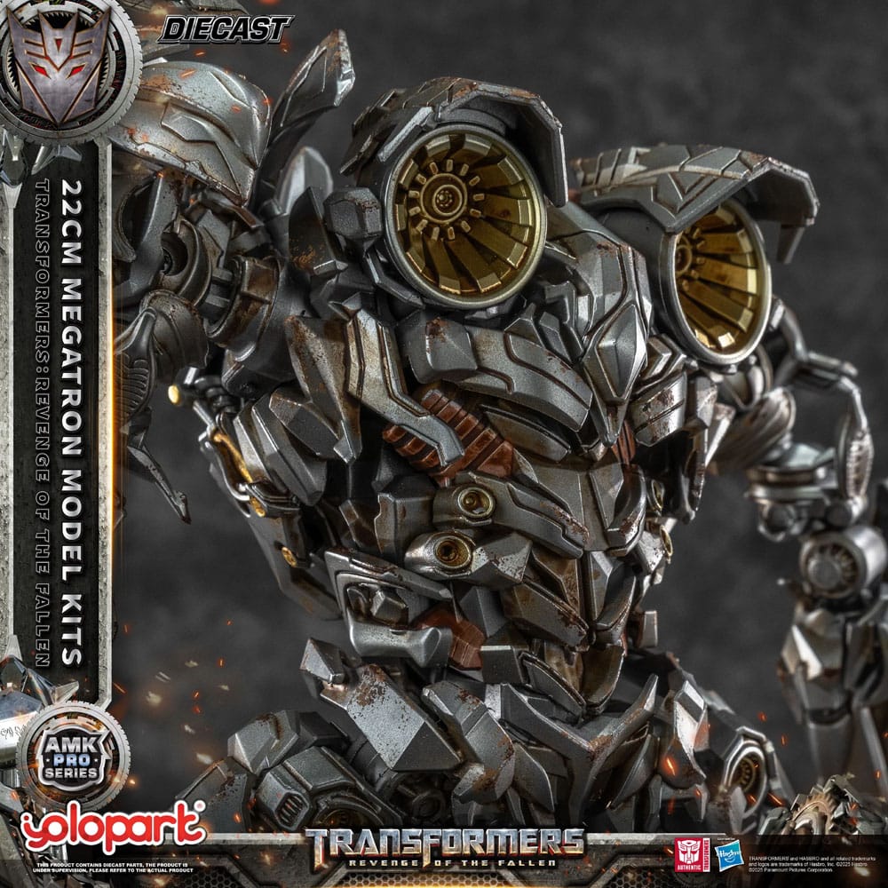 Transformers: Revenge of the Fallen AMK Pro Series Plastic Model Kit Megatron (Overseas Version) 22 cm