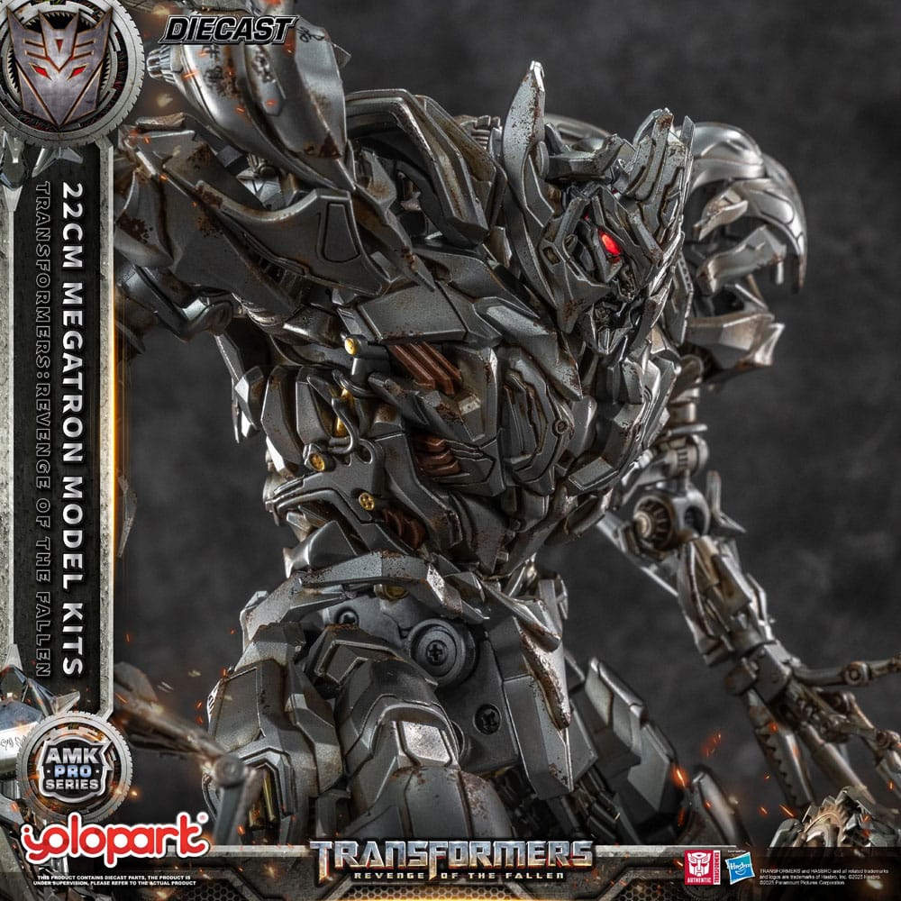 Transformers: Revenge of the Fallen AMK Pro Series Plastic Model Kit Megatron (Overseas Version) 22 cm