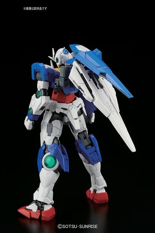 RG Gundam 00 QAN[T] 1/144 - gundam-store.dk