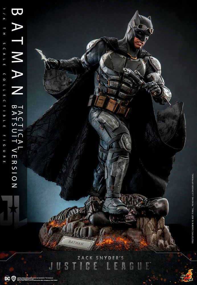 Zack Snyder`s Justice League Action Figure 1/6 Batman (Tactical Batsuit Version) 33 cm